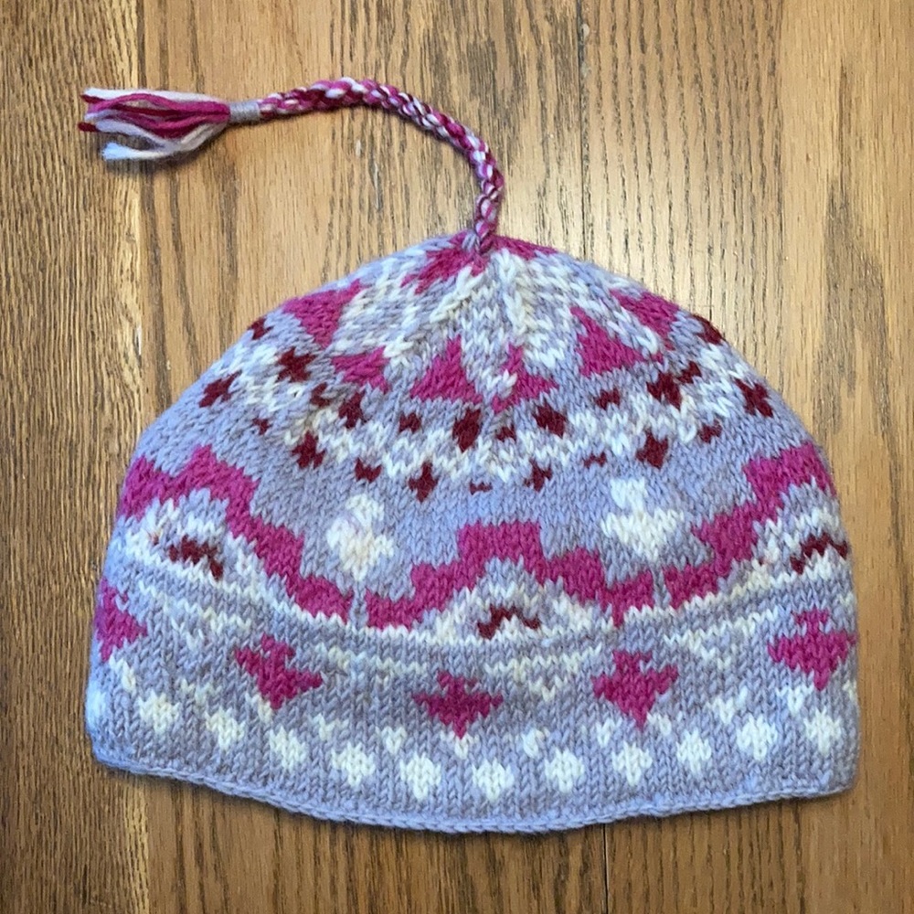 COPY - NWT Newari Beanie